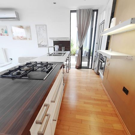 Bella Vista Lux Apartment With Private Terace Koper Eksteriør billede