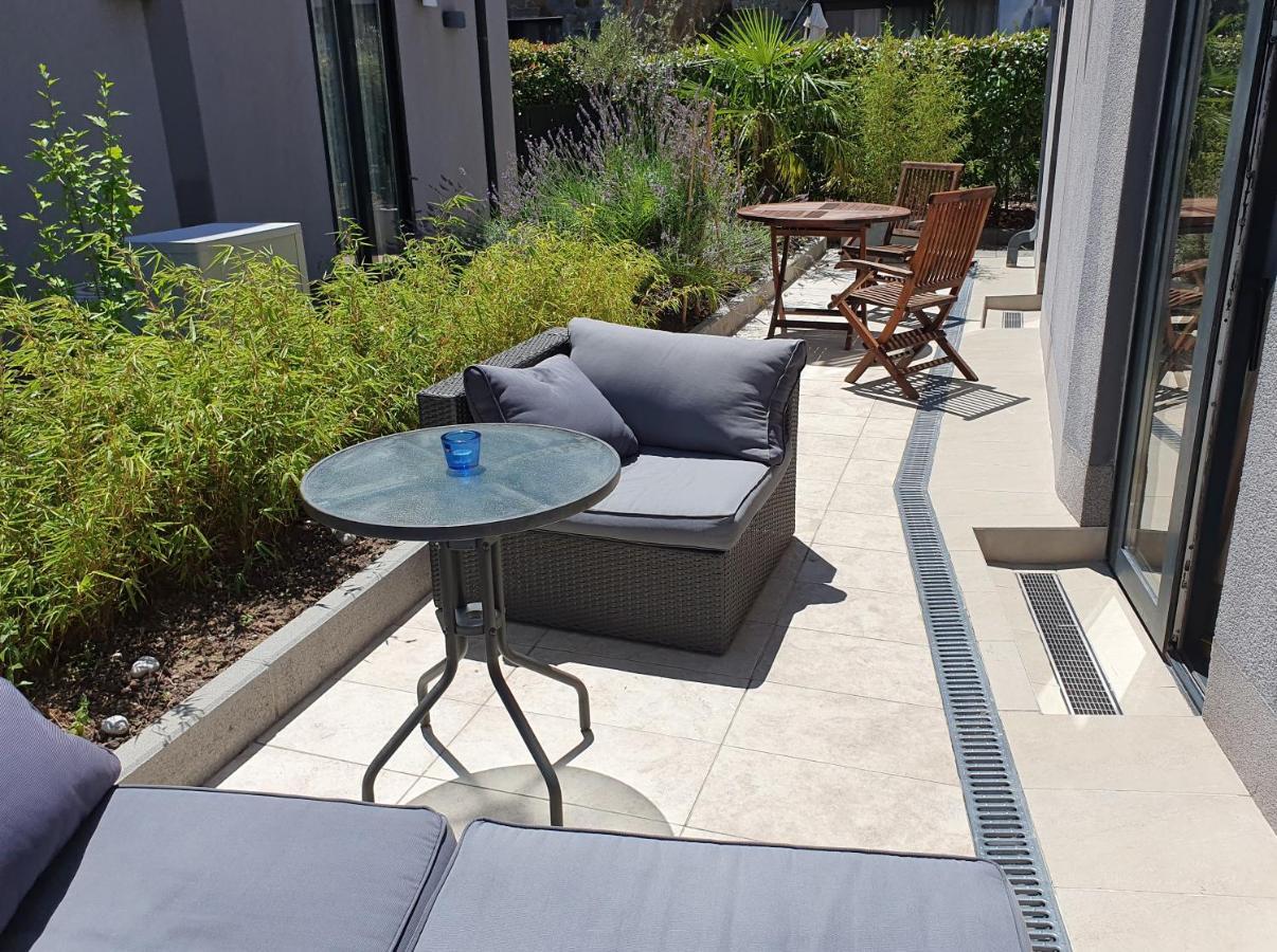 Bella Vista Lux Apartment With Private Terace Koper Eksteriør billede