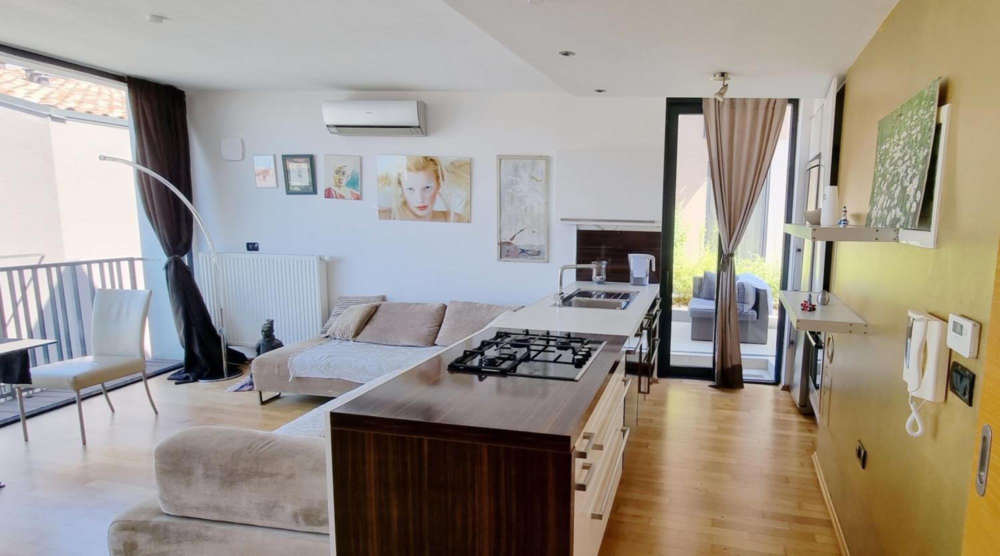 Bella Vista Lux Apartment With Private Terace Koper Eksteriør billede