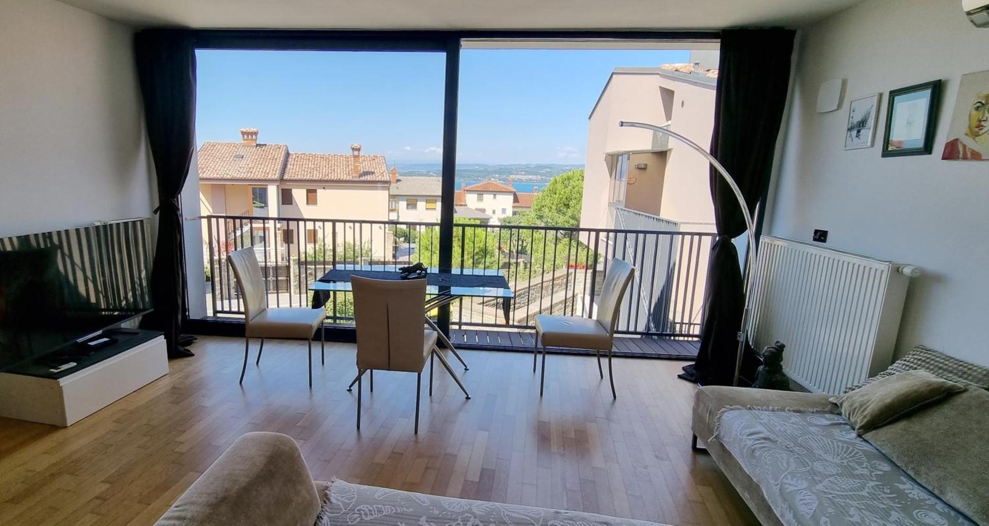 Bella Vista Lux Apartment With Private Terace Koper Eksteriør billede