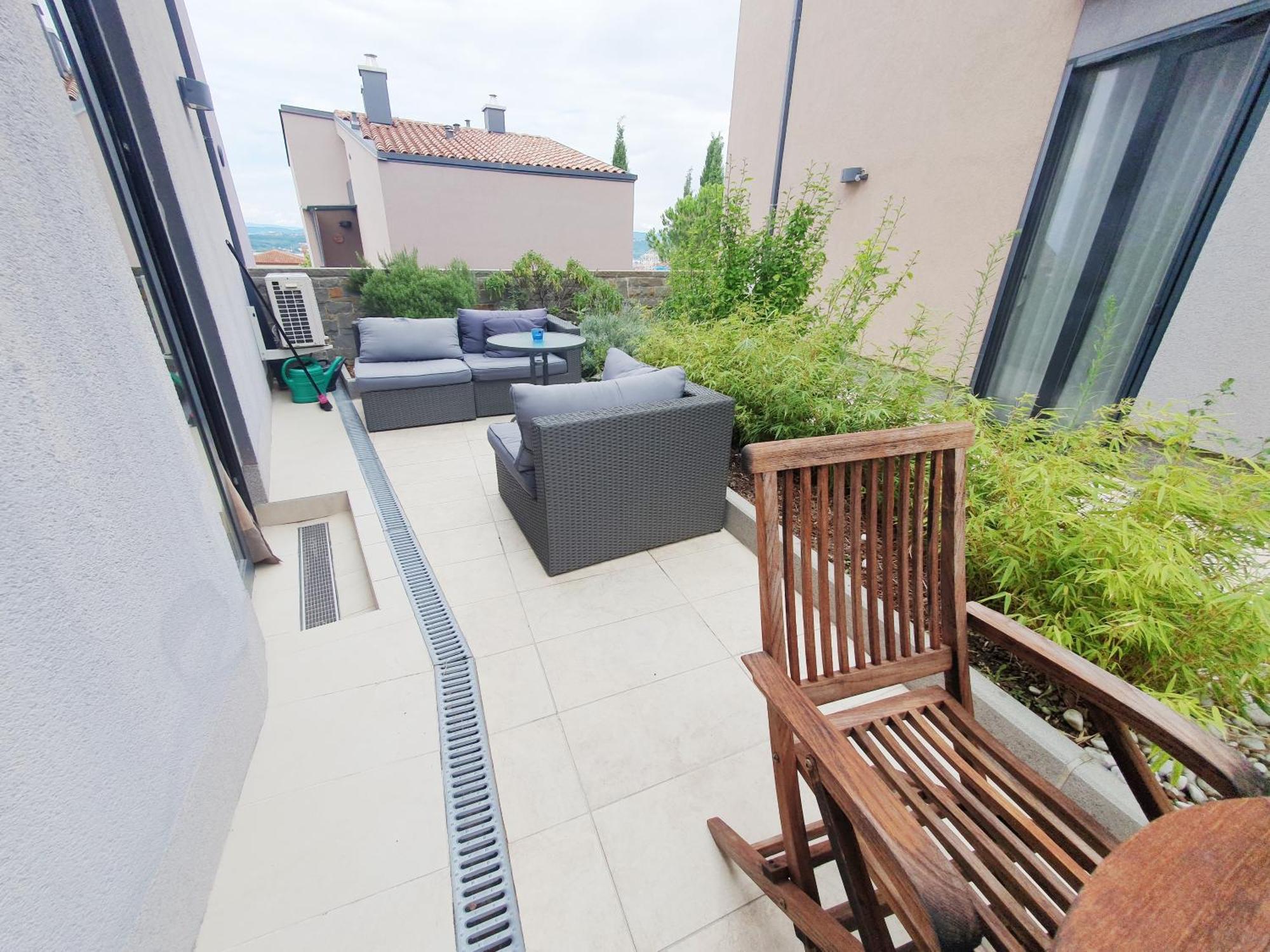 Bella Vista Lux Apartment With Private Terace Koper Eksteriør billede